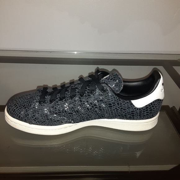 Reptile Embossed Adidas Stan Smith - Picture 3 of 14